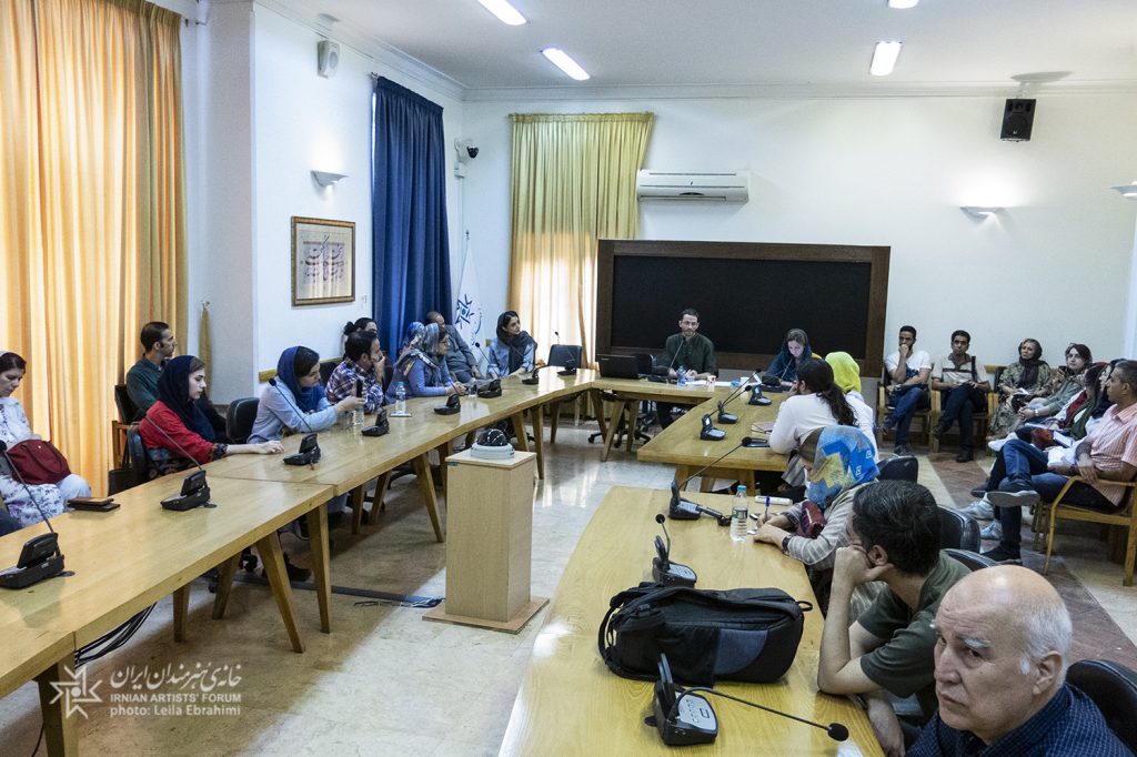 «بوطیقای تاریخ در هنر معاصر؛ چرا هنرمندان گذشته را تغییر می‌دهند؟»