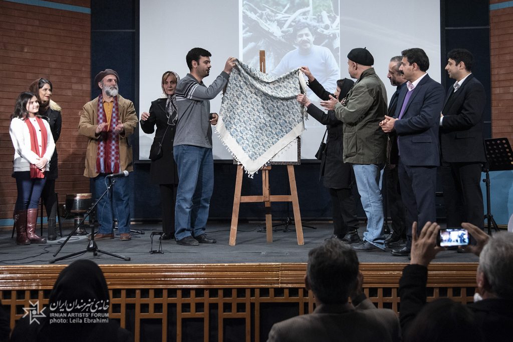 بزرگداشت شیون فومنی